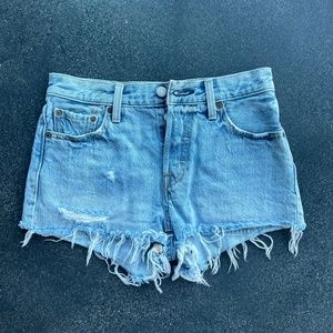 Levi's 501 Shorts Size: 25